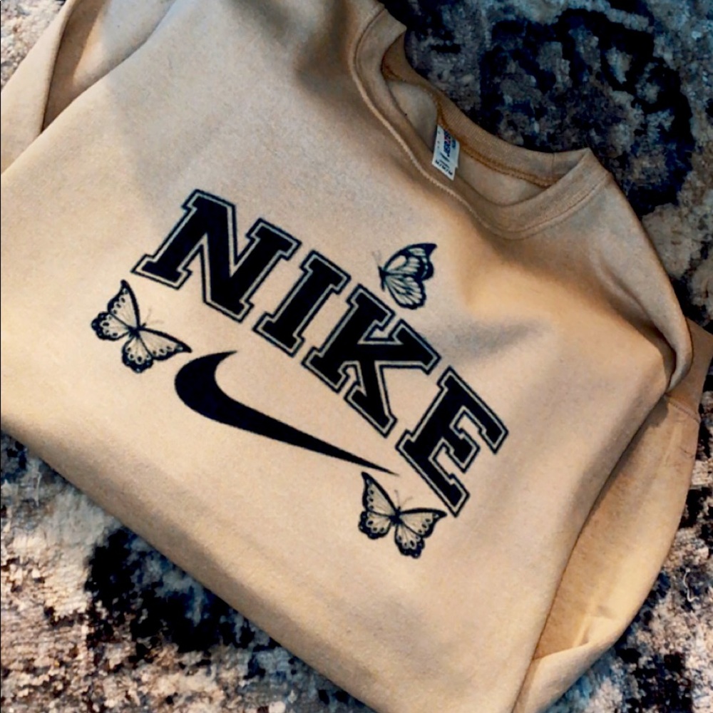Nike Crewneck @_designsbyfaith on instagram!!!!